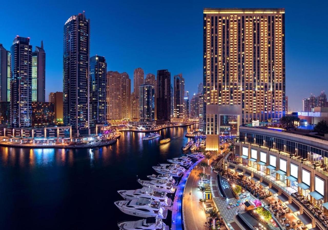 Jw Marina By Cosmos Living *