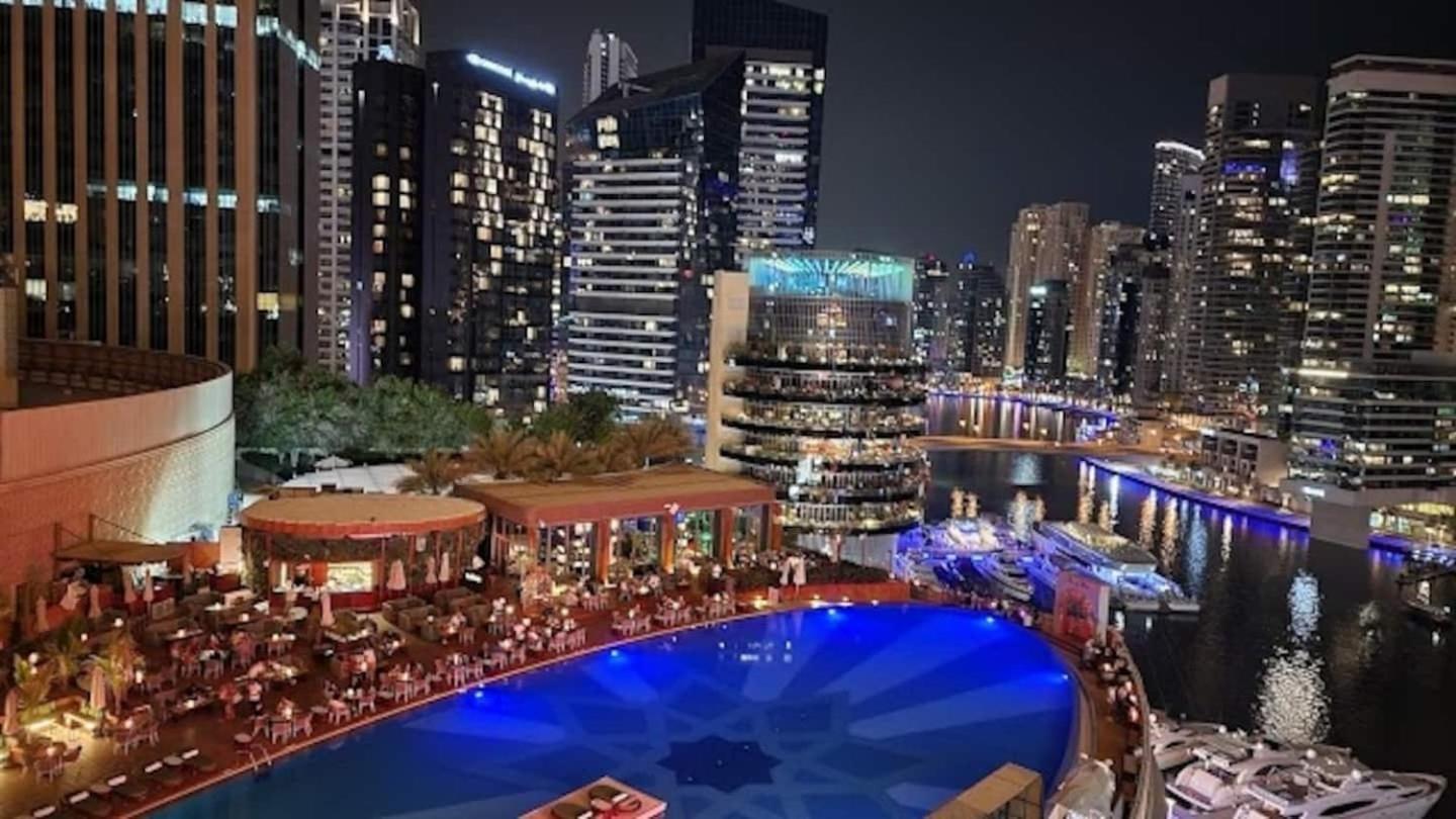Apartment Jw Marina By Cosmos Living *